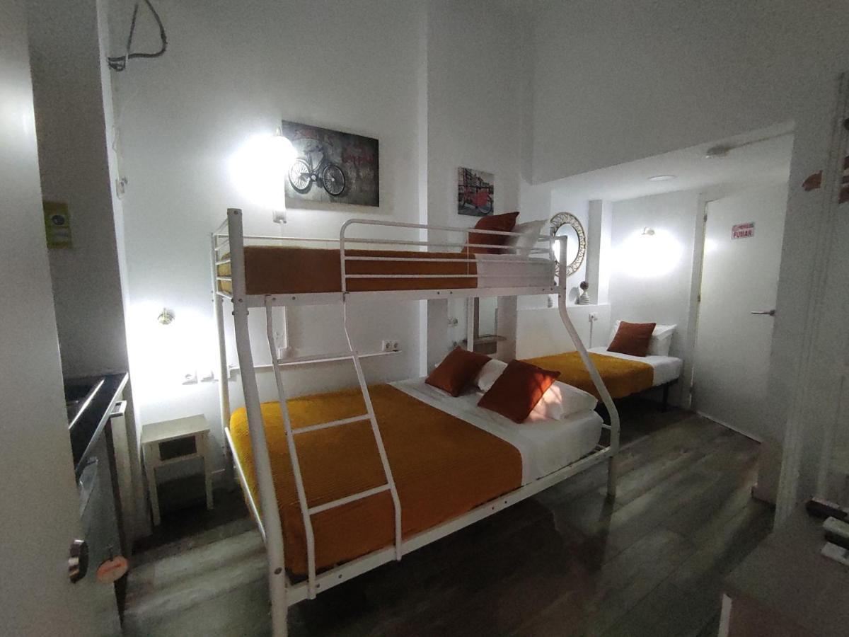 Hostal Olozaga Аліканте Екстер'єр фото