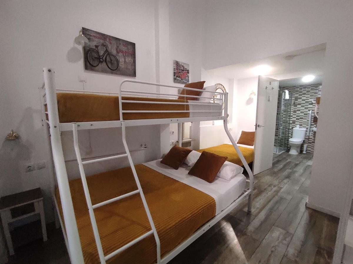 Hostal Olozaga Аліканте Екстер'єр фото